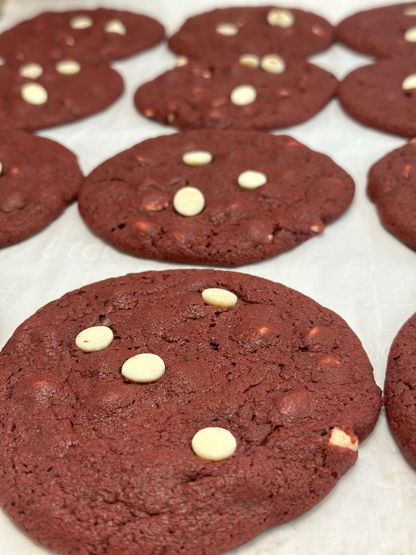 Red velvet cookie